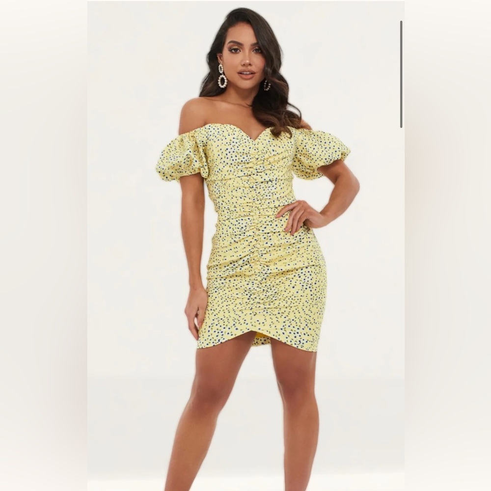 Lavish Alice Yellow Dress | Size 6